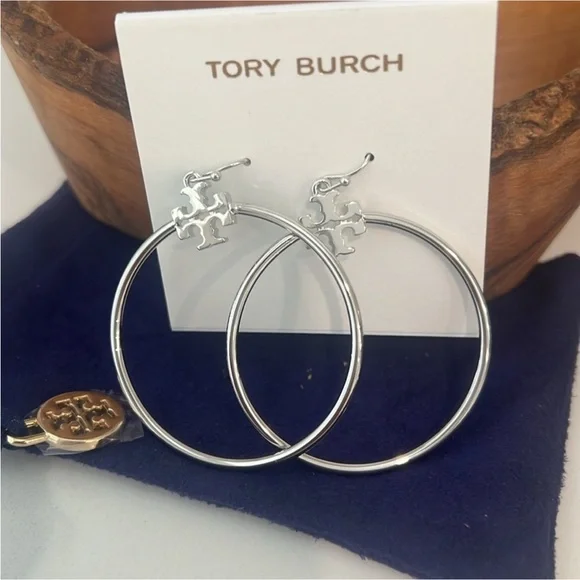 Tory Burch stacked-T Hoop - Picture 5 of 12